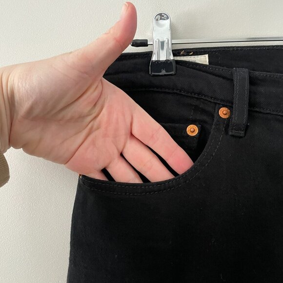 Levi's 501 Denim Button-Fly Front Mid Rise Straight Leg Cropped Jeans Black 26 - Picture 5 of 9